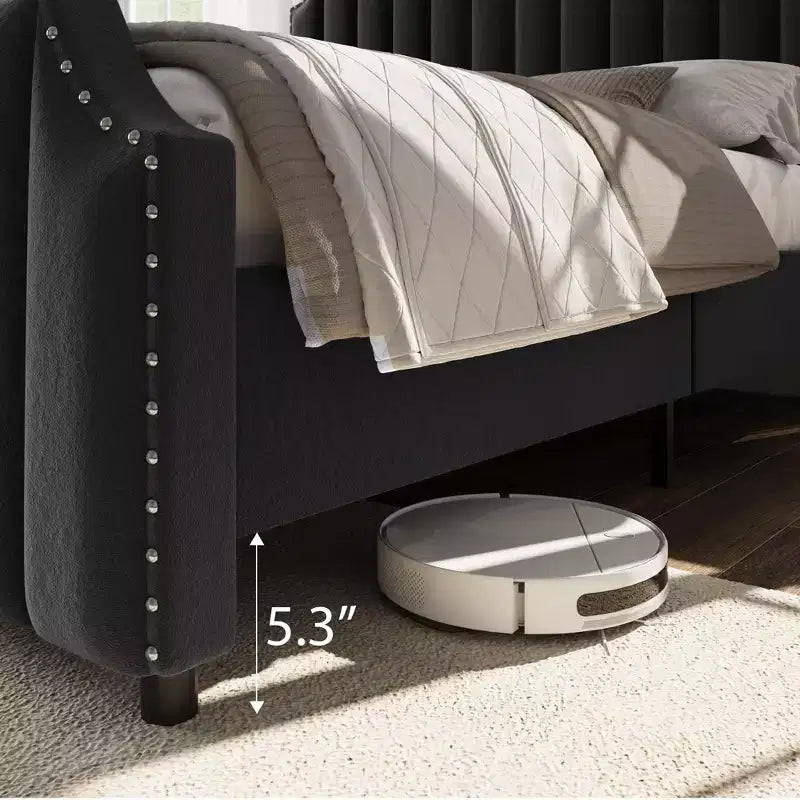 GustoWave Cadre de lit King Size avec tête et pied de lit, plateforme de lit King Size capitonnée, support solide à lattes en bois, pas besoin de sommier, Noir